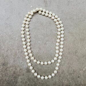 Vintage 18.5" Single Strand Ivory Faux Pearl Necklace